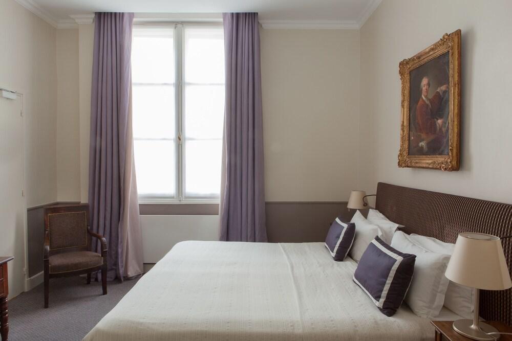 Des Saints Pères - Esprit De France 4* Paris